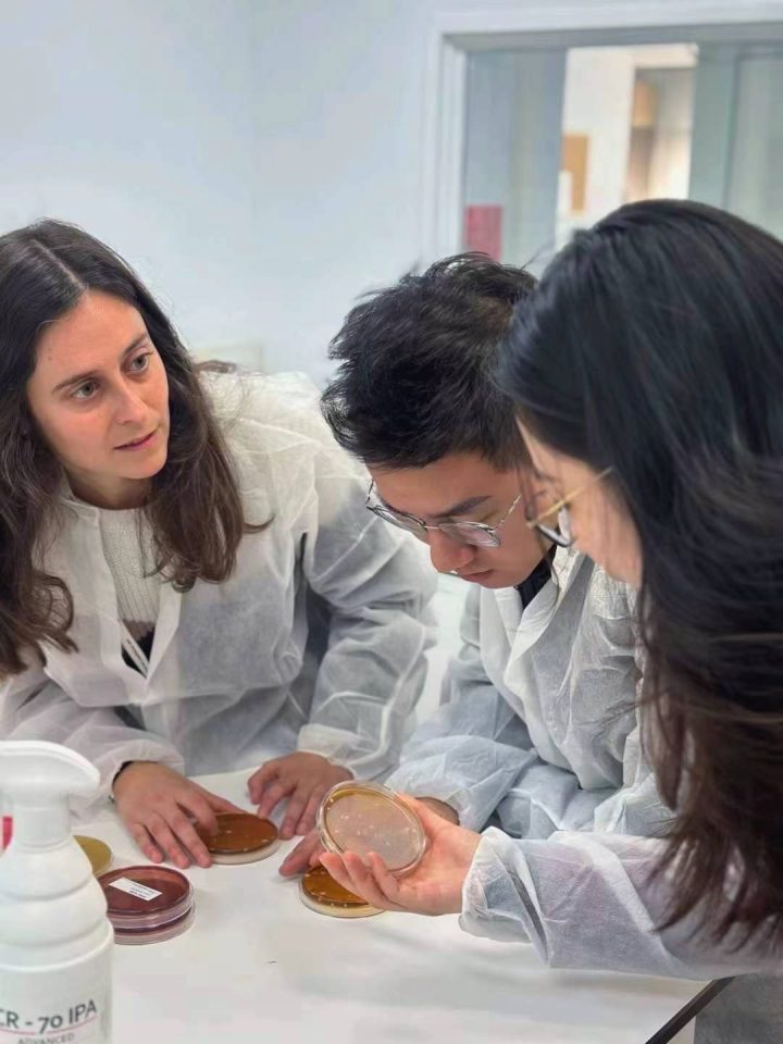 Scientists from the AB-BIOTICS team